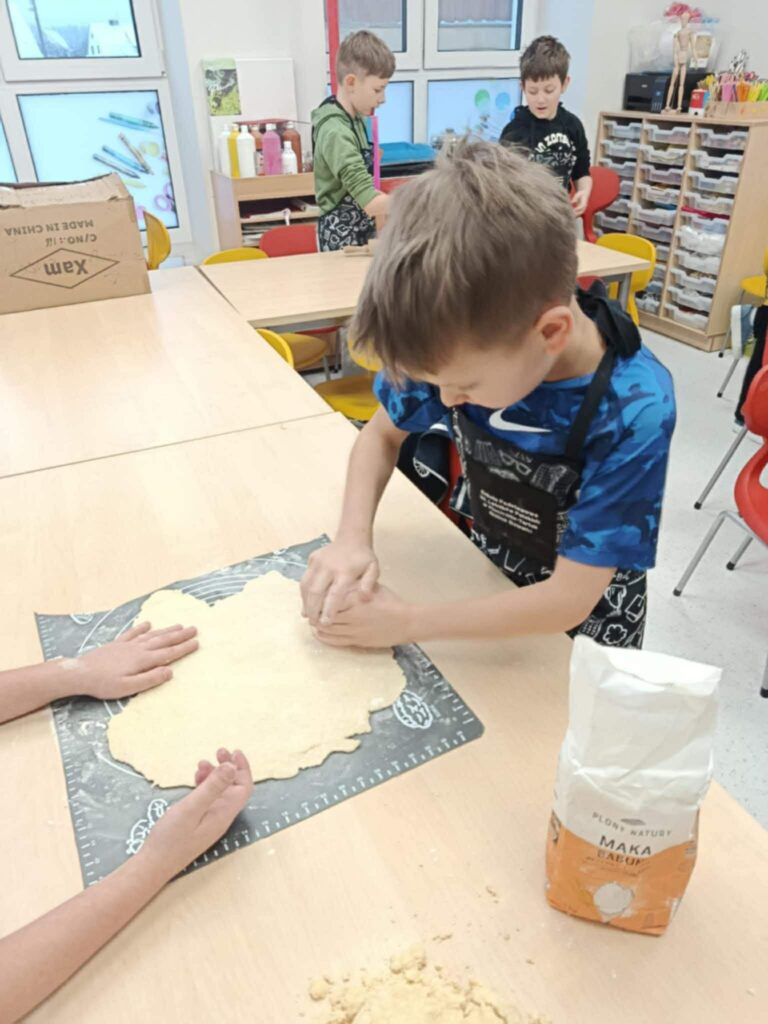 Wstęp do tłustego czwartku w klasie II.